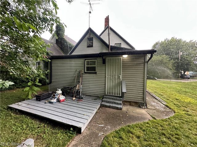 875 E 154th Street, Cleveland, OH 44110