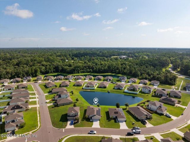 5980 CROSBY LAKE Way E, Macclenny, FL 32063
