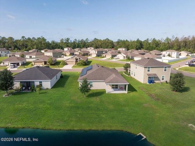 5980 CROSBY LAKE Way E, Macclenny, FL 32063
