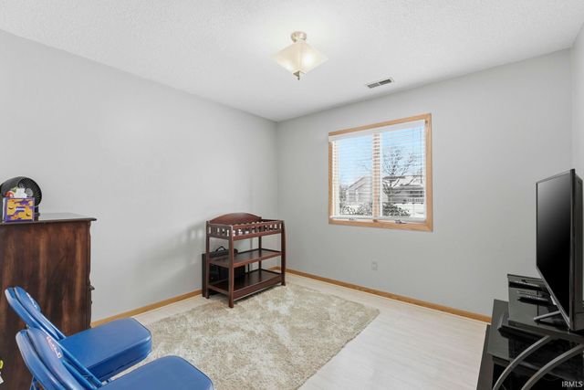 2303 Meadowsweet Court, Fort Wayne, IN 46808