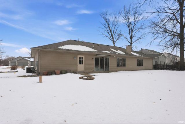 2303 Meadowsweet Court, Fort Wayne, IN 46808