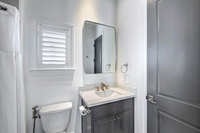 6826 Bellgreen Drive, Houston, TX 77030