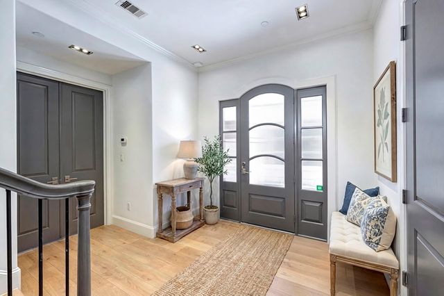 6826 Bellgreen Drive, Houston, TX 77030