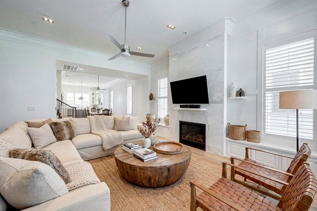 6826 Bellgreen Drive, Houston, TX 77030