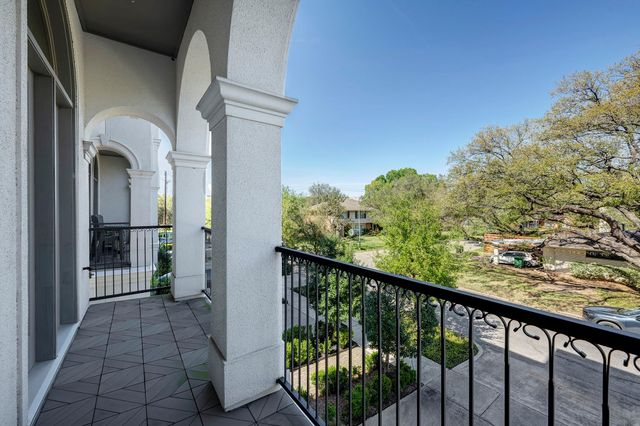 6826 Bellgreen Drive, Houston, TX 77030