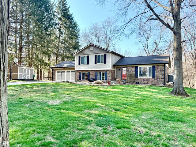 442 W Edgewood Drive, Danville, IN 46122