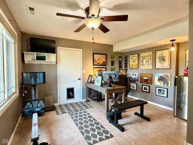 442 W Edgewood Drive, Danville, IN 46122