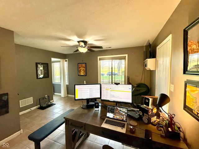 442 W Edgewood Drive, Danville, IN 46122