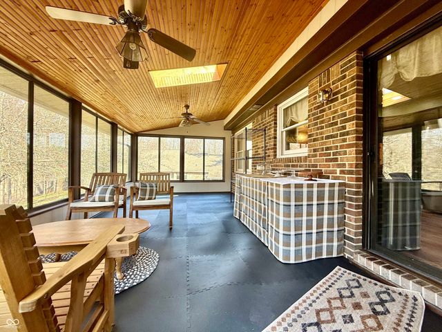 442 W Edgewood Drive, Danville, IN 46122