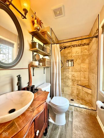 442 W Edgewood Drive, Danville, IN 46122