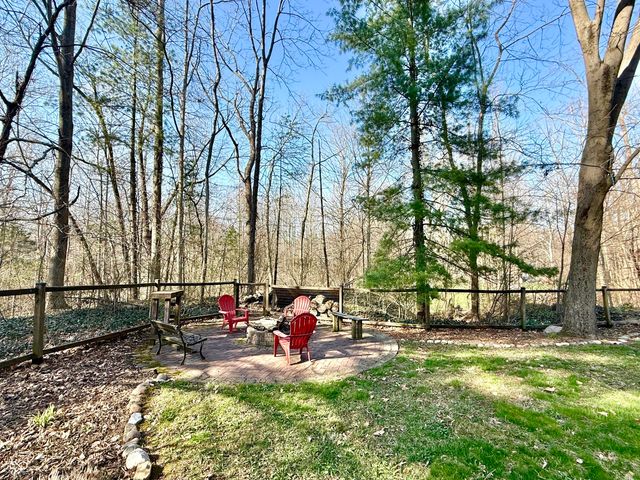 442 W Edgewood Drive, Danville, IN 46122