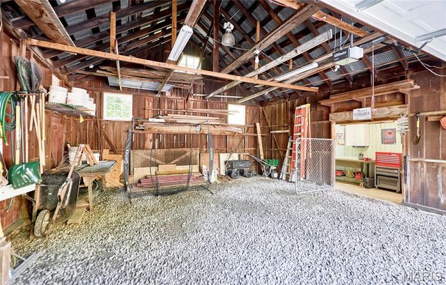 1127 Caulks Hill Road, St Charles, MO 63304