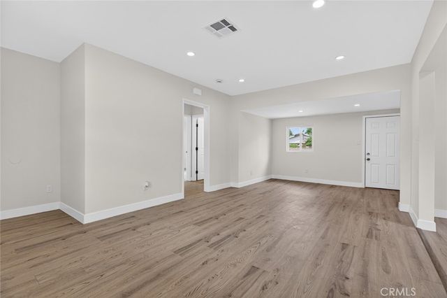 7359 Louise Avenue, Van Nuys, CA 91406