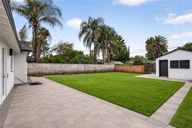 7359 Louise Avenue, Van Nuys, CA 91406