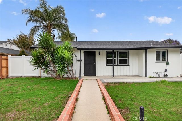 7359 Louise Avenue, Van Nuys, CA 91406