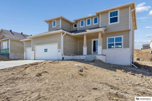 10908 N 159 Avenue, Bennington, NE 68007
