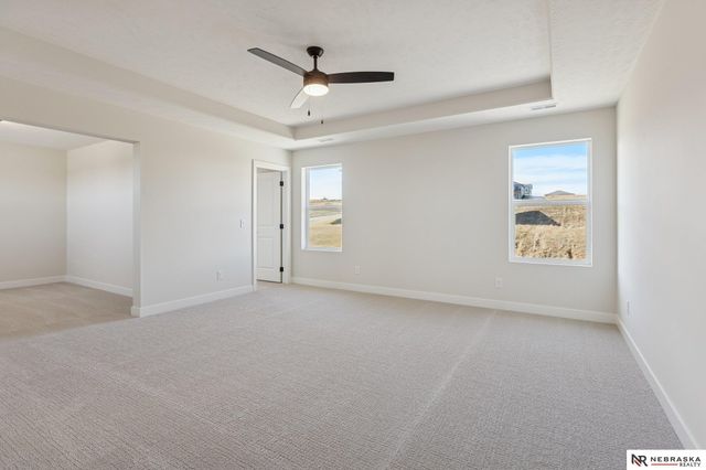 10908 N 159 Avenue, Bennington, NE 68007