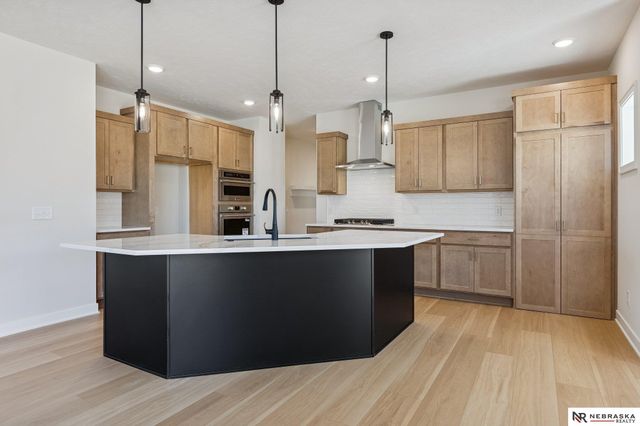 10908 N 159 Avenue, Bennington, NE 68007