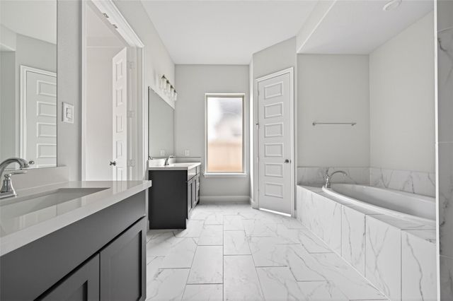 26310 E Meadow Bliss Way, Hockley, TX 77447