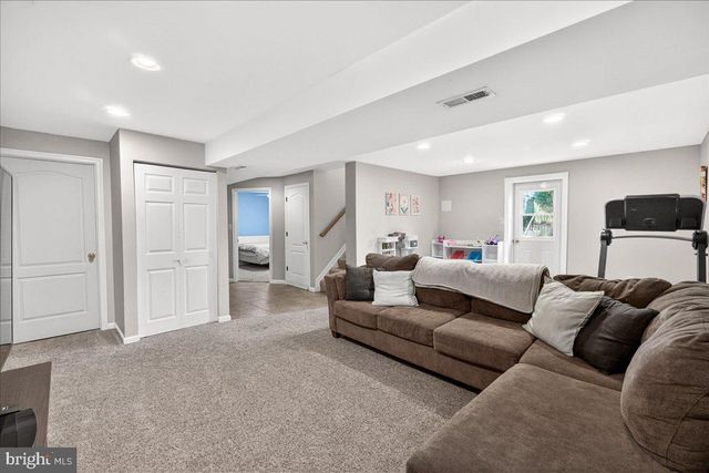 98 PLEASONTON CT, Frederick, MD 21702