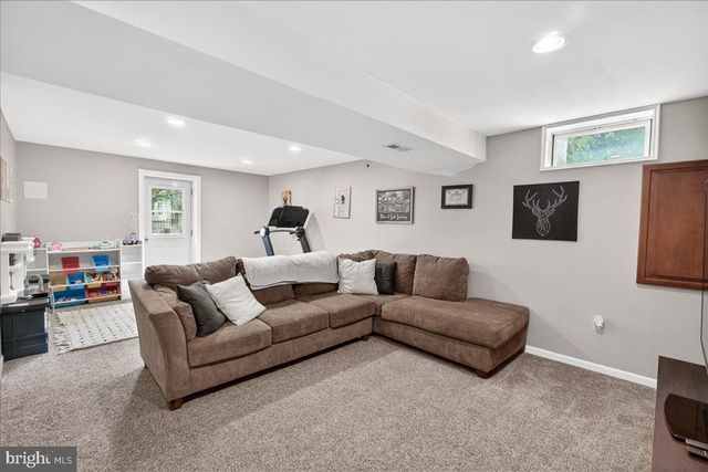 98 PLEASONTON CT, Frederick, MD 21702