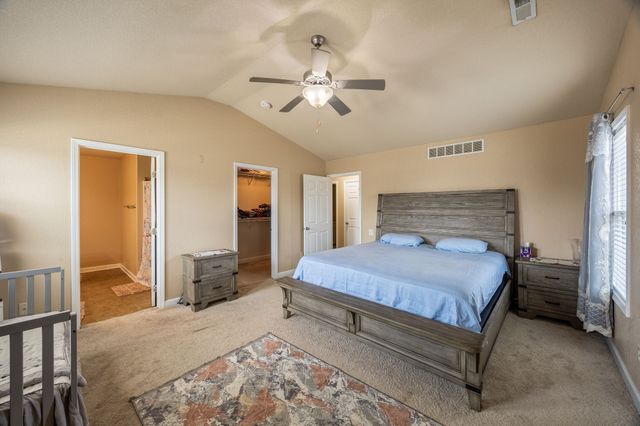 9665 Red Sunset Court, West Des Moines, IA 50266