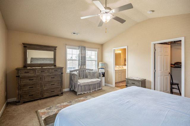9665 Red Sunset Court, West Des Moines, IA 50266