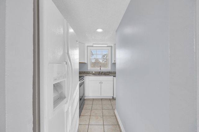 1025 Carolina Rd Apt D3, Conway, SC 29526