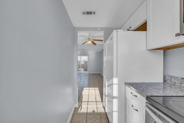 1025 Carolina Rd Apt D3, Conway, SC 29526