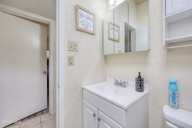 10036 JAMAICA Street, El Paso, TX 79924