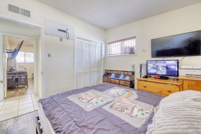 10036 JAMAICA Street, El Paso, TX 79924