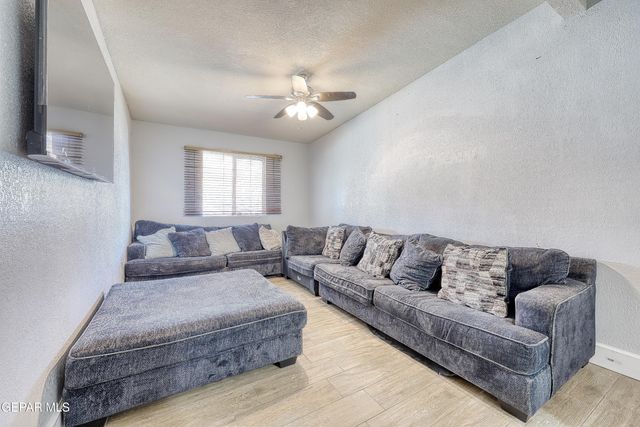 10036 JAMAICA Street, El Paso, TX 79924