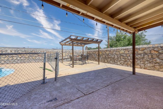 10036 JAMAICA Street, El Paso, TX 79924