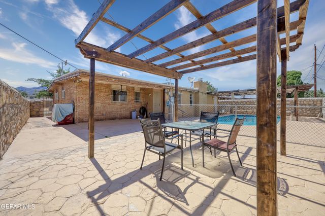 10036 JAMAICA Street, El Paso, TX 79924