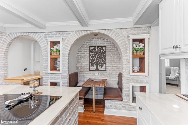 261 Jones Street, Mt Clemens, MI 48043