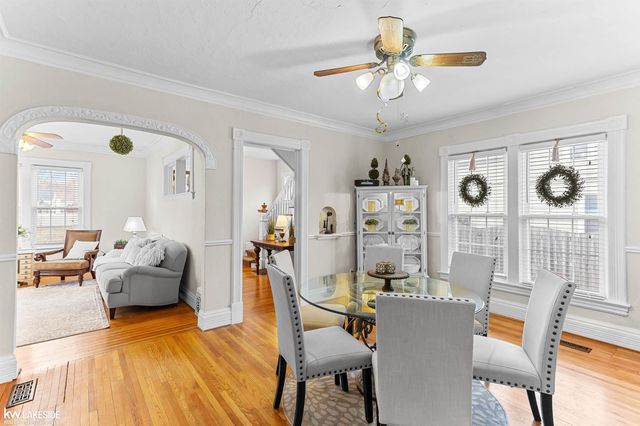 261 Jones Street, Mt Clemens, MI 48043