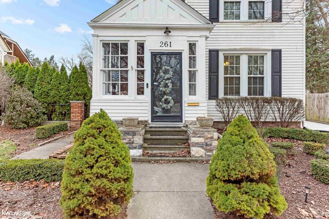 261 Jones Street, Mt Clemens, MI 48043