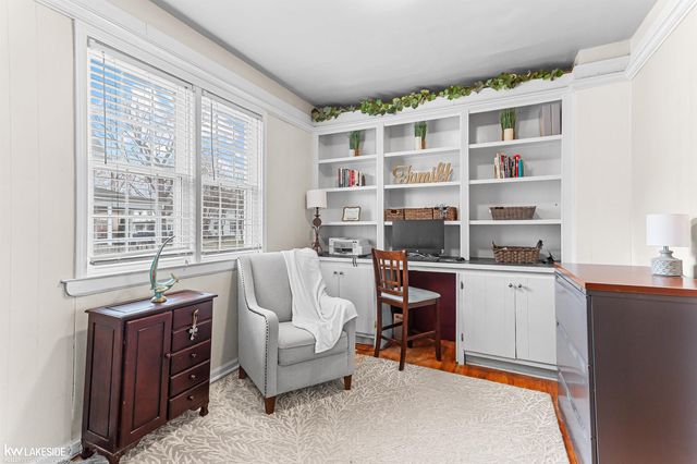 261 Jones Street, Mt Clemens, MI 48043