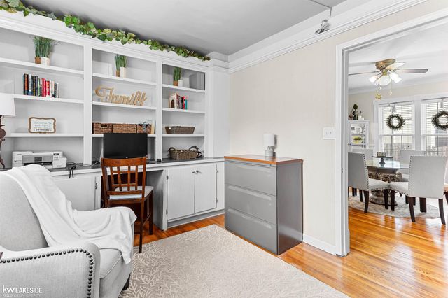 261 Jones Street, Mt Clemens, MI 48043