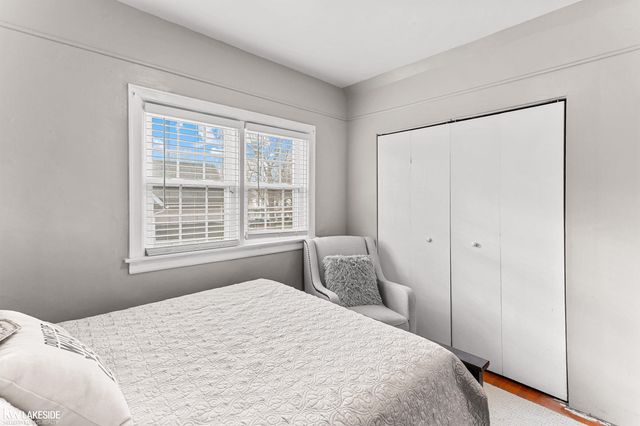 261 Jones Street, Mt Clemens, MI 48043