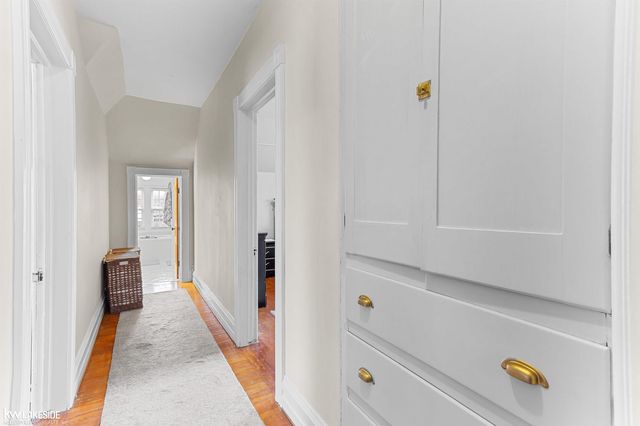 261 Jones Street, Mt Clemens, MI 48043