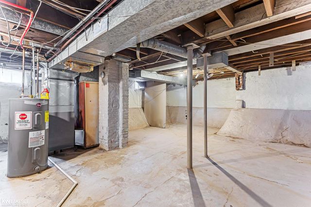 261 Jones Street, Mt Clemens, MI 48043