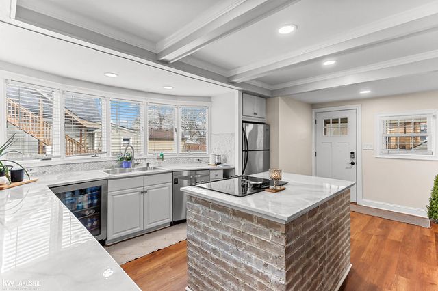 261 Jones Street, Mt Clemens, MI 48043