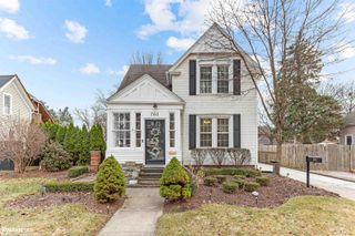 261 Jones Street, Mt Clemens, MI 48043