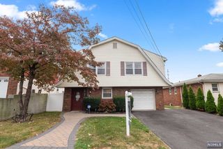 1036 Maple Avenue, Ridgefield, NJ 07657