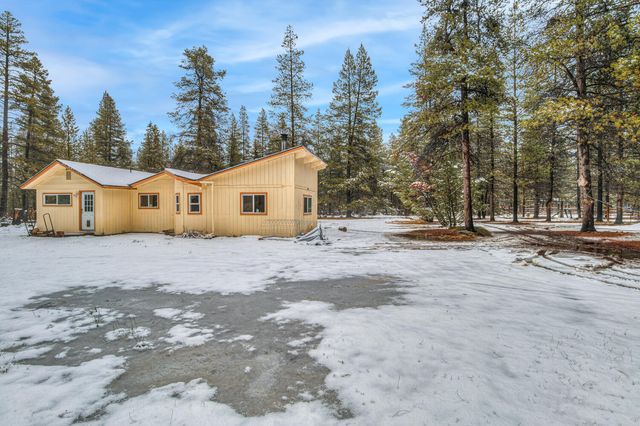 52351 Dustan Road, La Pine, OR 97739