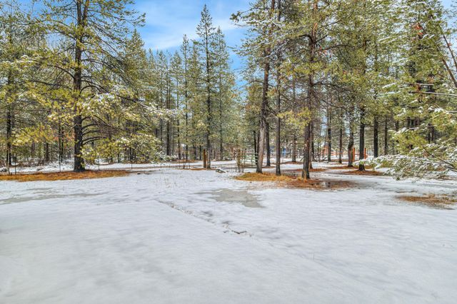 52351 Dustan Road, La Pine, OR 97739