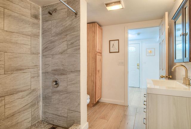 52351 Dustan Road, La Pine, OR 97739