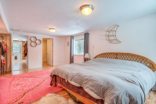 52351 Dustan Road, La Pine, OR 97739