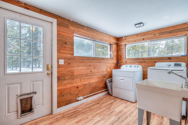 52351 Dustan Road, La Pine, OR 97739